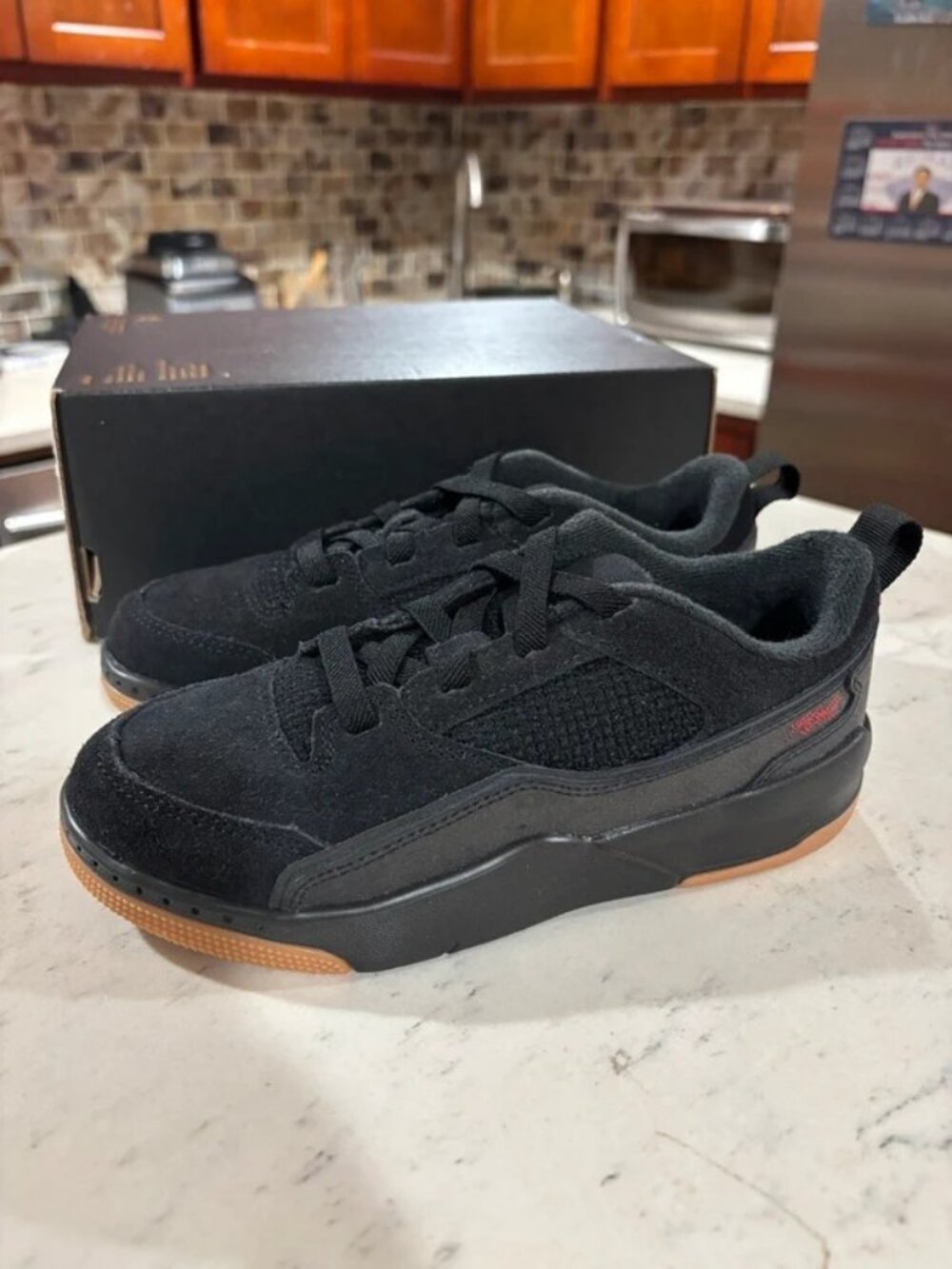 Size 1Y Jordan Flight Court PS Kids Sneakers Black Red Gum HF3332-001 New No Lid